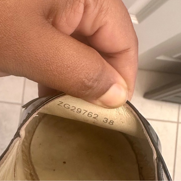 COPY - 💯 Authentic Chanel Black Patent Leather Espadrilles - Picture 5 of 5